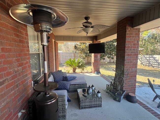 Building Photo - 11412 Aruba Dr