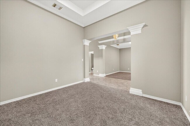 Building Photo - 7414 Lake Micala Dr