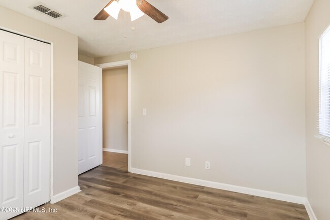 Building Photo - 8360 Red Holly Ln