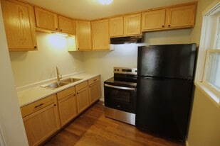 Building Photo - 101 Short St