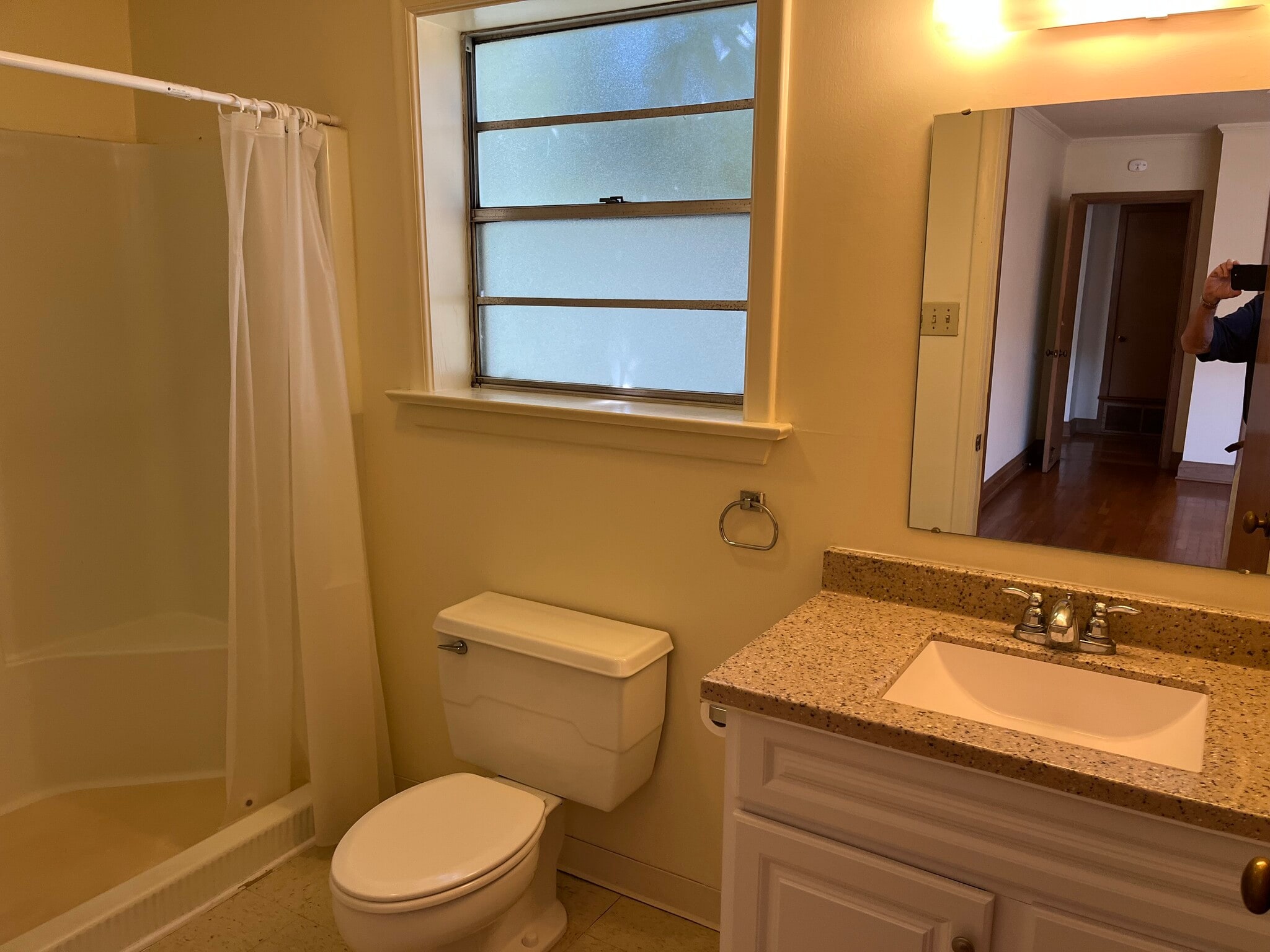 Master Bath - 30 Thrasher St