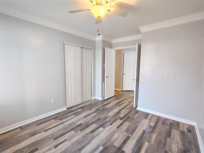 Building Photo - 4403 Waterfall Way