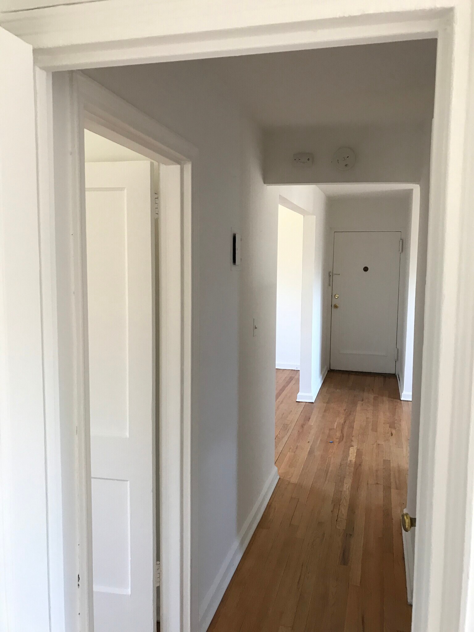 Building Photo - 146 Union Ave