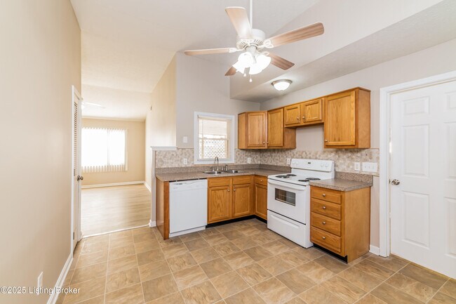 Building Photo - 7111 Nathan Hale Way