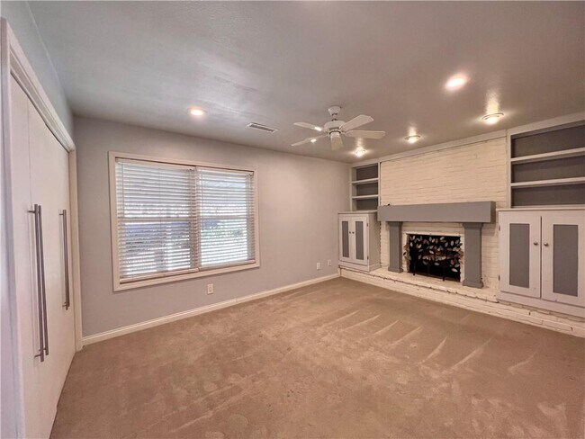 Building Photo - 436 E Prospect St