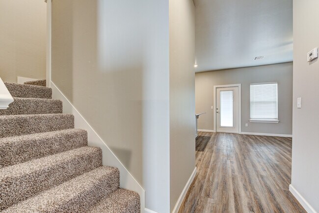 Building Photo - 13503 Bluejacket Dr