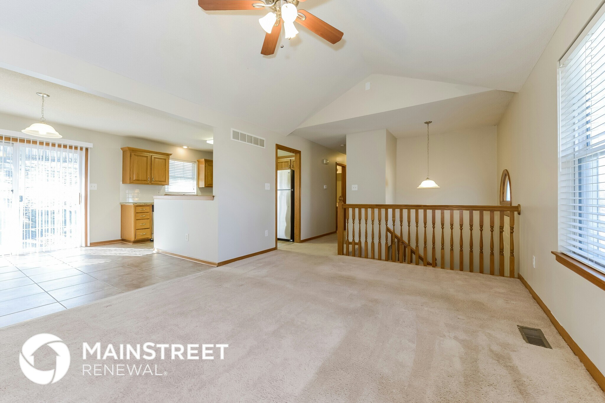 Building Photo - 1463 NW Foxboro Rd