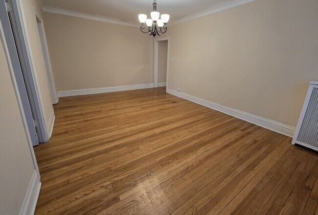 Building Photo - 4021 N Mozart St