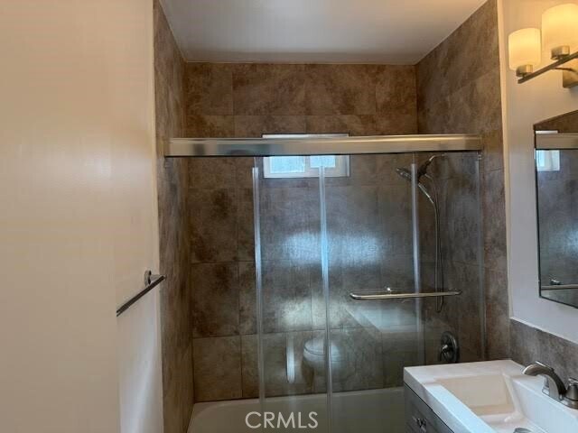 Building Photo - 2563 Cressent