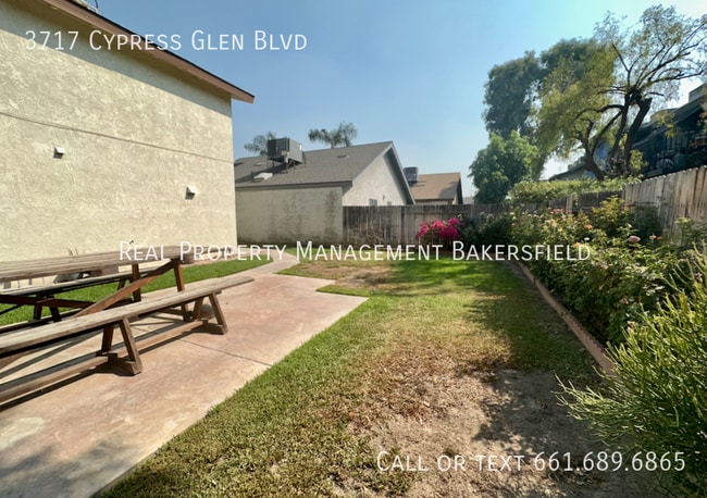 Building Photo - 3717 Cypress Glen Blvd