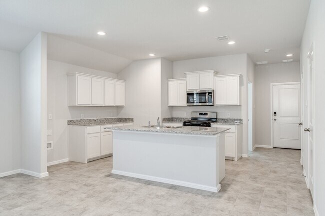 Building Photo - 5808 Piedrosa Ct