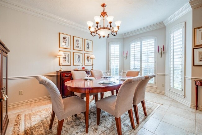 Building Photo - 13911 Royal Springs Ct