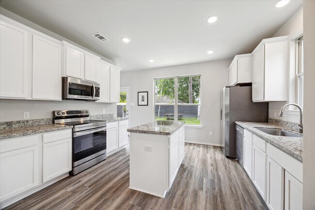 Building Photo - 10897 Mockingbird Pl