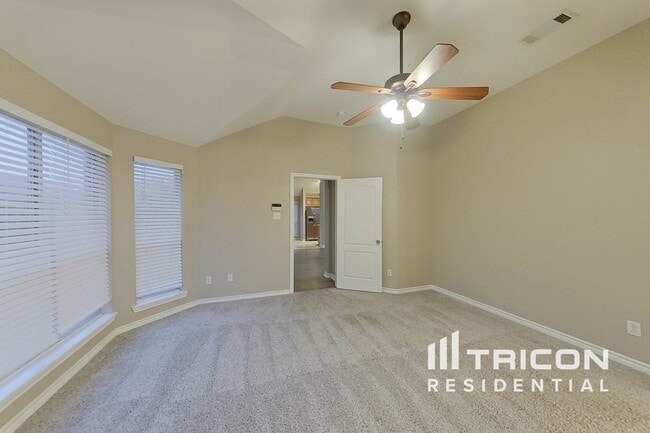 Building Photo - 1312 Pierron Dr