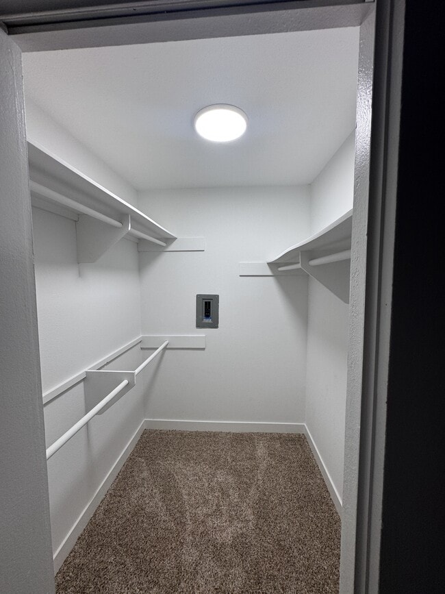 Building Photo - 6314 Friars Rd