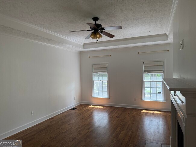 Building Photo - 455 Waterway Dr SW