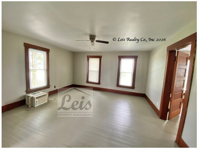 Building Photo - 2837 OH-47