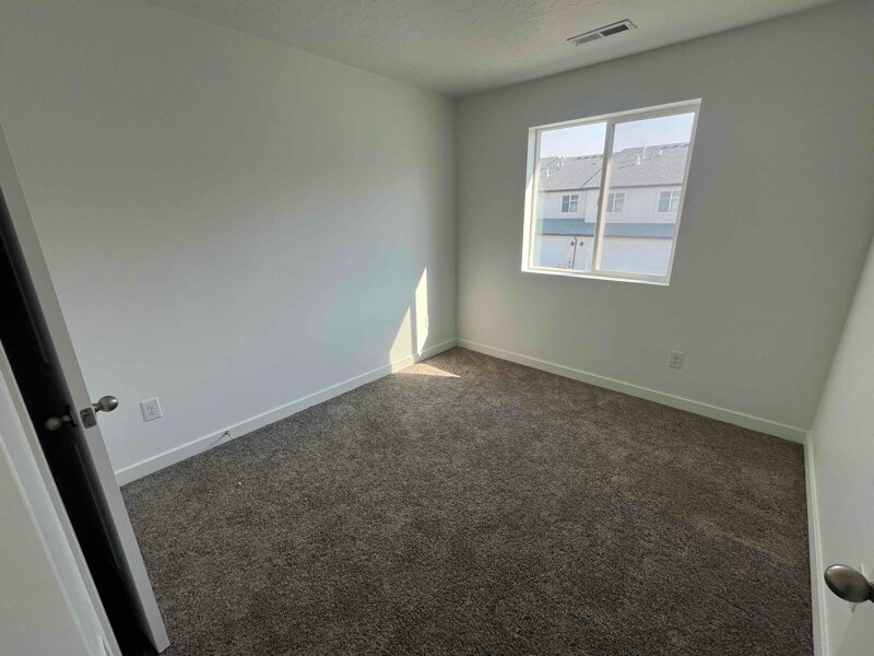 Building Photo - 8595 W Bowie Dr
