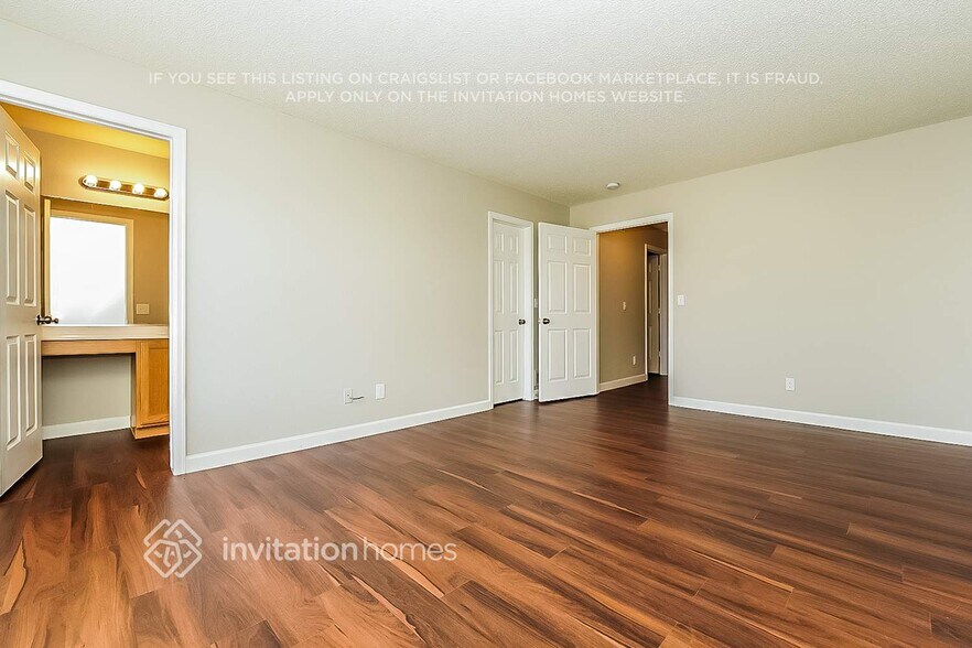 Building Photo - 4102 Netherland St