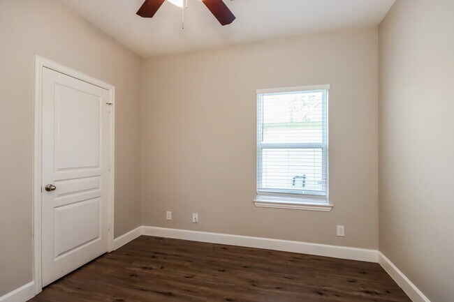 Building Photo - 20315 Shire Ridge Ln
