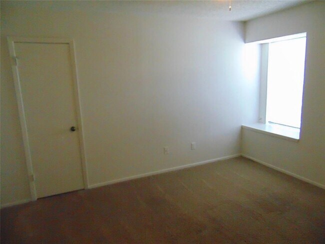 Building Photo - 508 Burlwood Ct