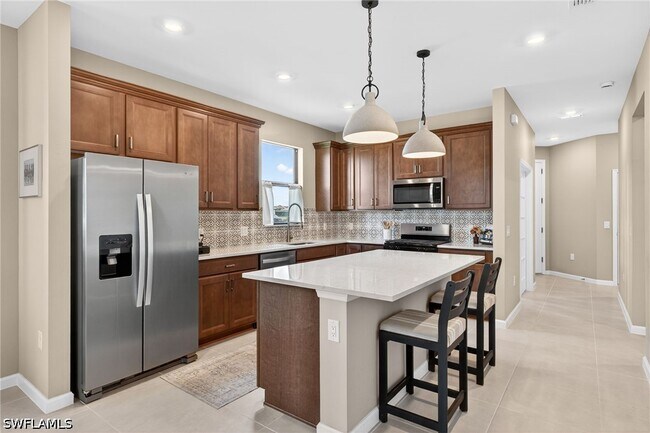 Building Photo - 20548 Pebble Gln Dr