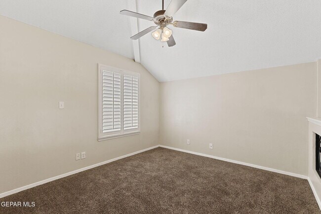 Building Photo - 527 Longleaf Pl