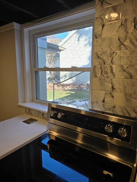 Building Photo - 10535 W Spring Green Rd