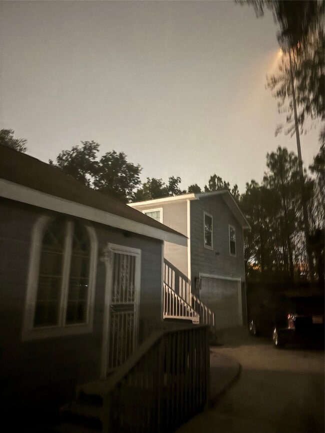 Building Photo - 3021 Gray St