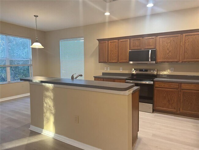 Building Photo - 8210 Whistling Pine Way