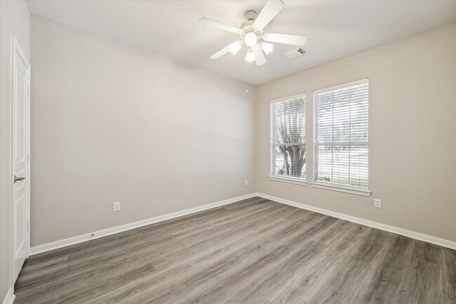 Building Photo - 6502 Grand Flora Ct