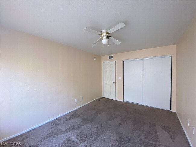 Building Photo - 3152 Tarpon