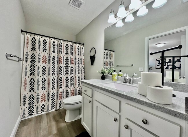 Building Photo - Brand New Equestrian getaway in Wilmington, Ohio