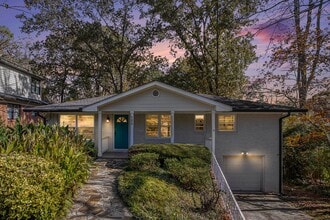 Building Photo - 490 E Pharr Rd