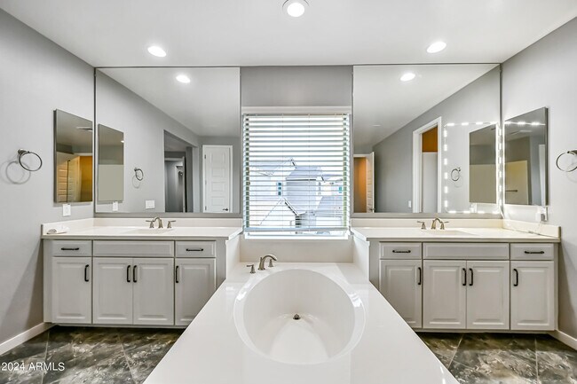 Building Photo - 22434 N 94th Ln