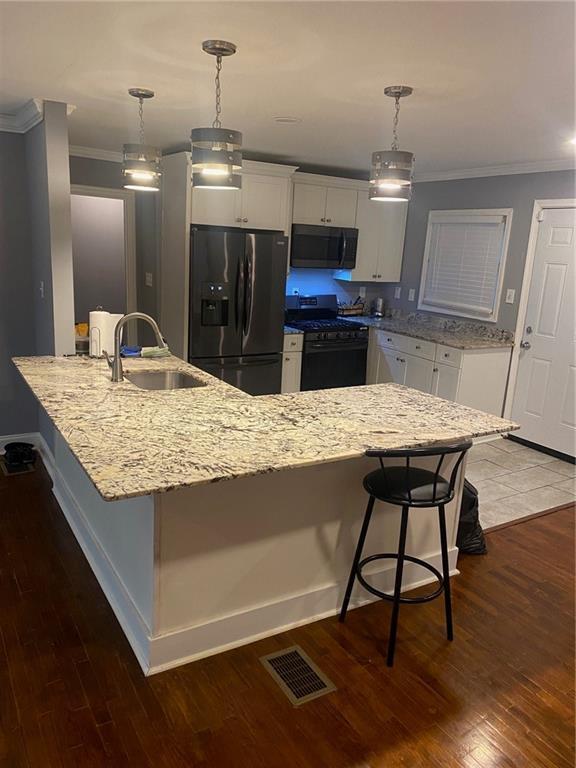 Building Photo - 336 Simpson Terrace NW