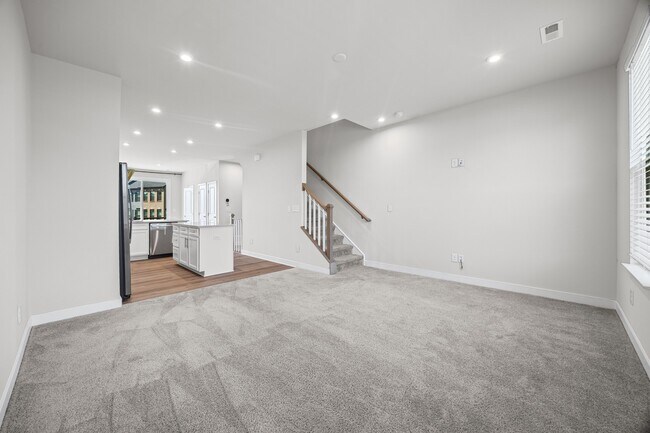 Building Photo - 2833 Statesville Ave