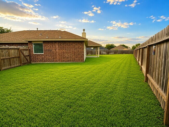Building Photo - 2310 Corry Crest Cir