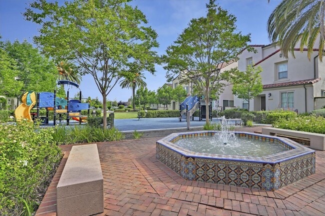 Building Photo - For Rent: Spacious 4BR/3.5BA Newer Home in...