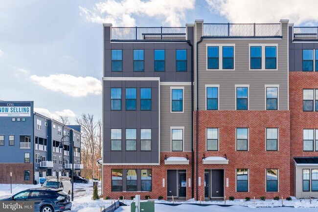 Building Photo - 44592 Strabane Ter