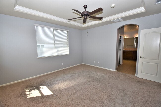 Building Photo - 3303 Southerland Rd