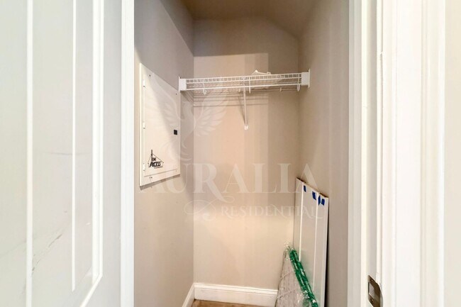 Building Photo - 7754 ACC Blvd