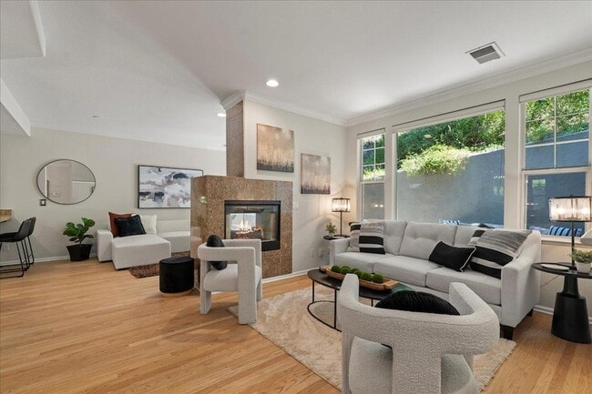 Building Photo - 182 Cuesta De Los Gatos