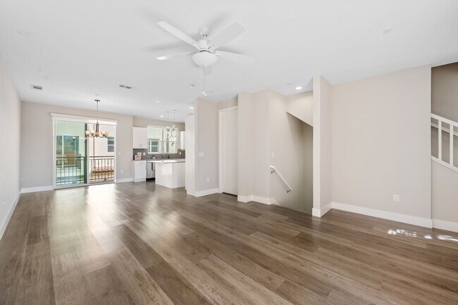 Building Photo - 4374 Paxton Pl