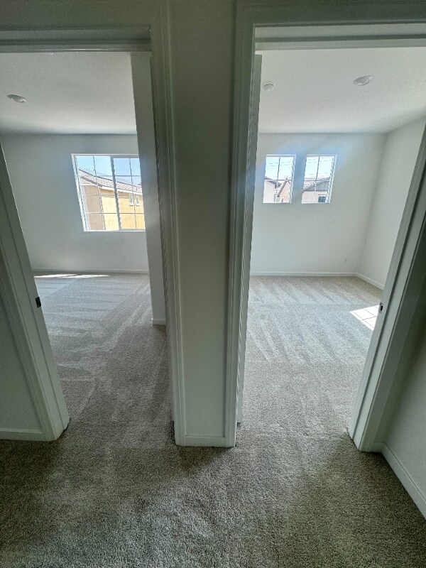 Building Photo - 16185 Lozano St