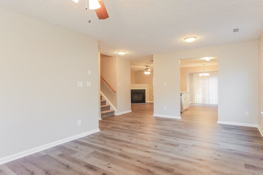 Building Photo - 5700 Brambleton Ave