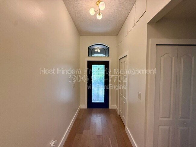 Building Photo - 13658 Kayak Ct