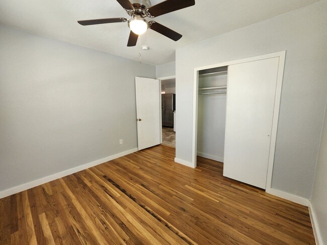Building Photo - 3/1 Charmer in West Lampasas