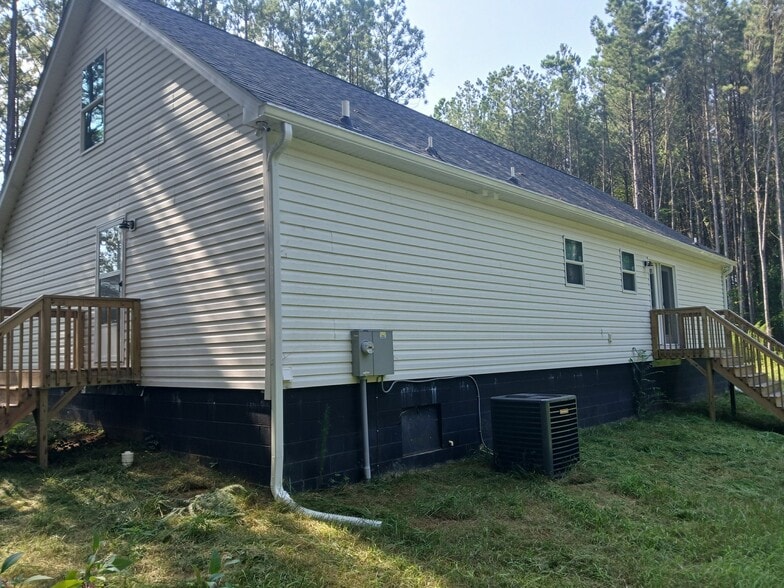 Building Photo - 315 Goswick Rd