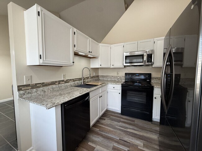 Building Photo - 2270 Kings Creek Ln